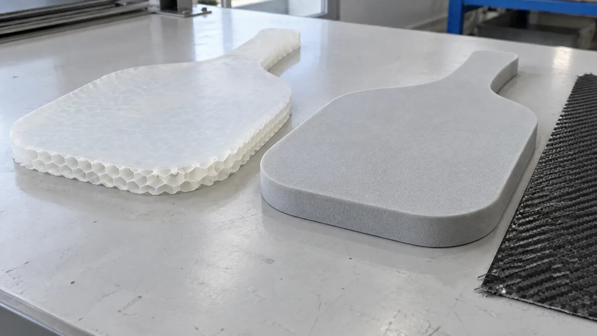 Foam Core or Honeycomb: Which Construction to Put in an Order, and What Each Does to Your Approval Path