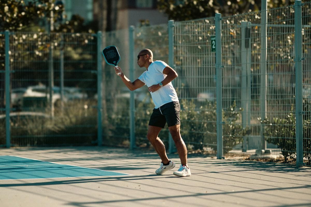 Pickleball Grip Size Guide: Avoid ±1/8" Grip Errors